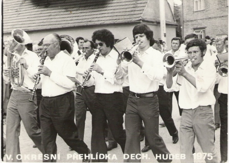 1975