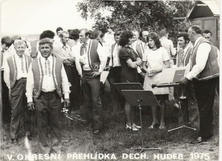 1975