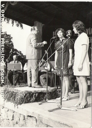 1975