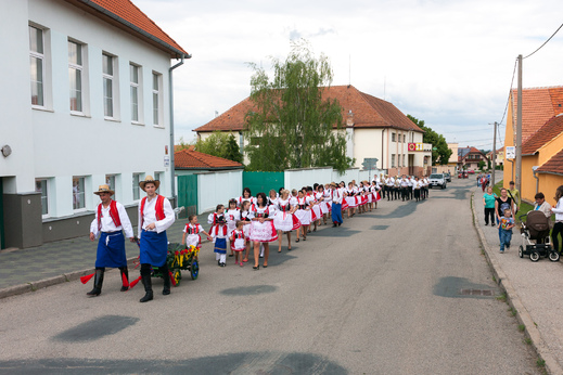 babske-hody-blucina-2014_013.jpg