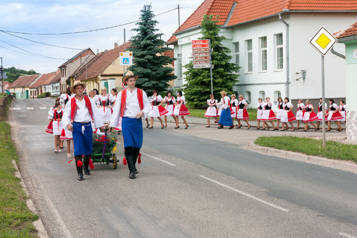 babske-hody-blucina-2014_014.jpg