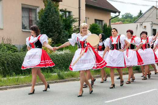 babske-hody-blucina-2014_030.jpg