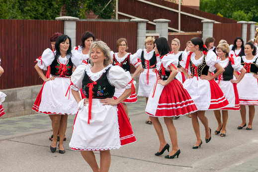 babske-hody-blucina-2014_054.jpg