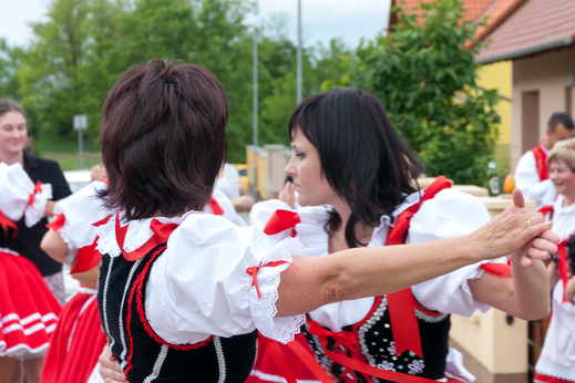 babske-hody-blucina-2014_057.jpg