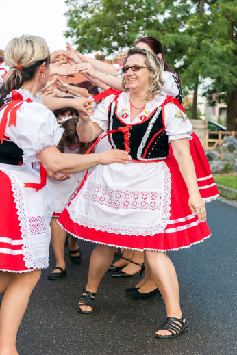 babske-hody-blucina-2014_069.jpg