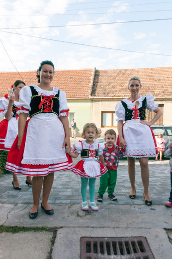 babske-hody-blucina-2014_096.jpg