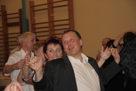 Návštěvníci plesu19.JPG