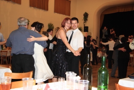Návštěvníci plesu25.JPG
